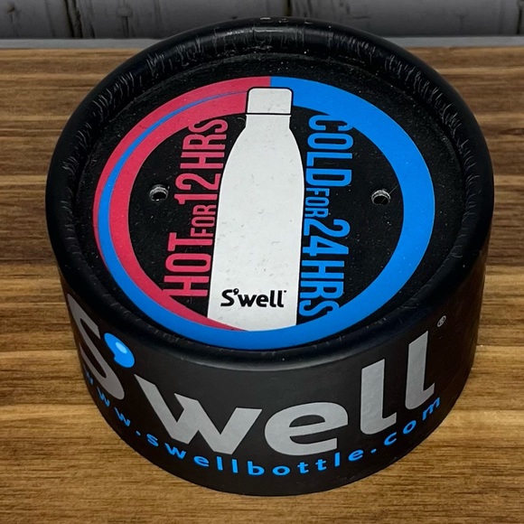 S’well Water Bottle - Picture 2 of 2